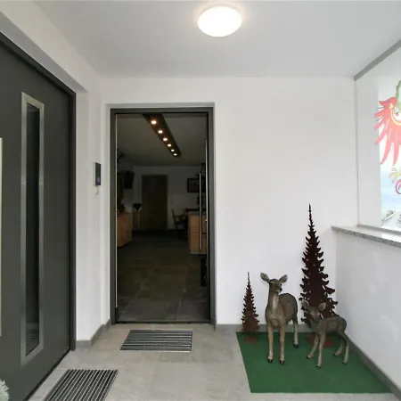 Sonnigs Platzl By Interhome
