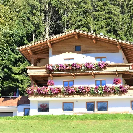 Sonnigs Platzl By Interhome Apartment Stumm