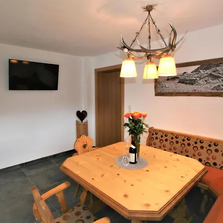 Sonnigs Platzl By Interhome Appartamento *